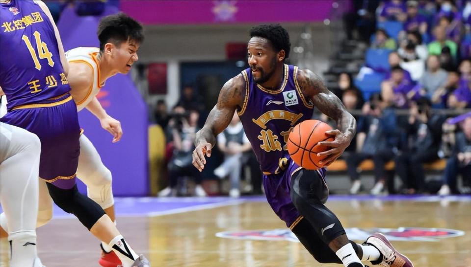 费尔德已正 费尔德已正